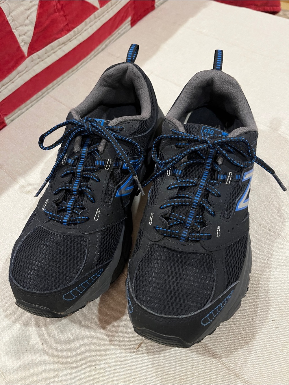 New Balance Black and Blue Men's Athletic Sneakers